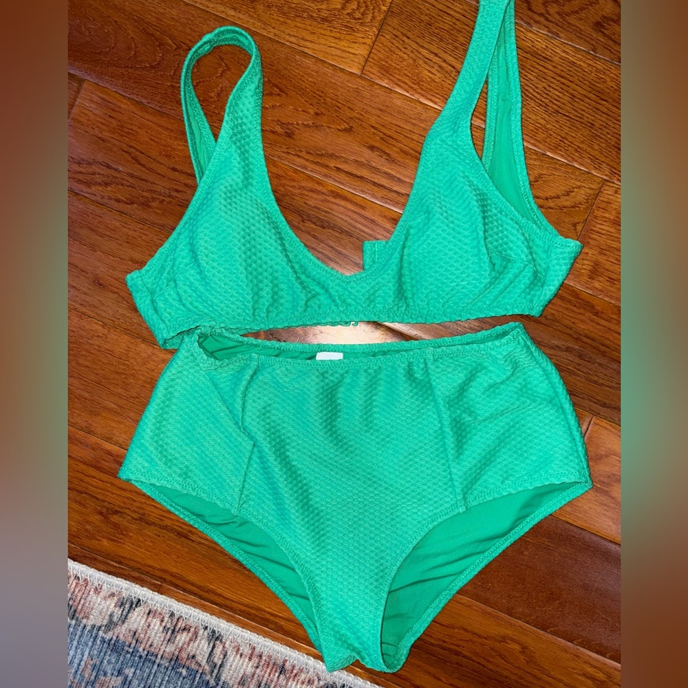 Aerie Green High-Waisted Bikini Set (S top & XS bottom)